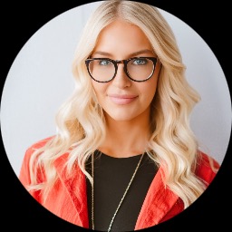 Psychologist Haley Anderson providing different types of therapy in Dallas