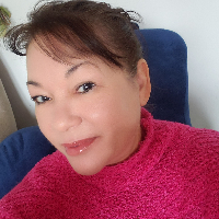 Psychologist Eva Jones providing different types of therapy in Charlotte