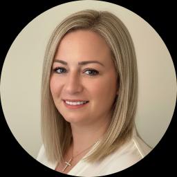 Psychologist Nicole Carrita providing different types of therapy in Philadelphia