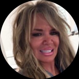 Psychologist Suzanne DePasquale providing different types of therapy in Jacksonville