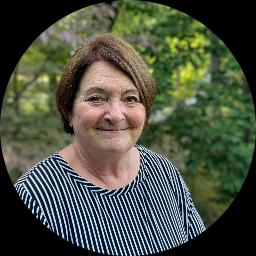 This is Gloria Holland's avatar and link to their profile