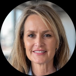 Psychologist Anita Adams providing different types of therapy in Phoenix