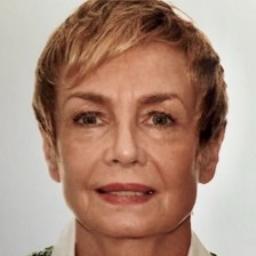 Psychologist Christiane Soehnlein providing different types of therapy in Los Angeles