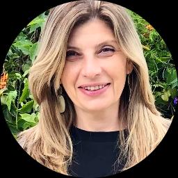 This is Carolyn Appell's avatar and link to their profile