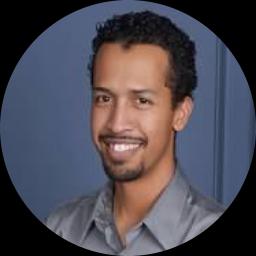 Psychologist Roberto Garcia II providing different types of therapy in San Jose