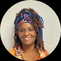 Psychologist Michele Davis providing different types of therapy in Phoenix