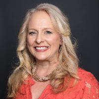 Psychologist Rochelle Sladky providing different types of therapy in Denver