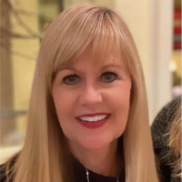 Psychologist Carolyn Presnall providing different types of therapy in Houston